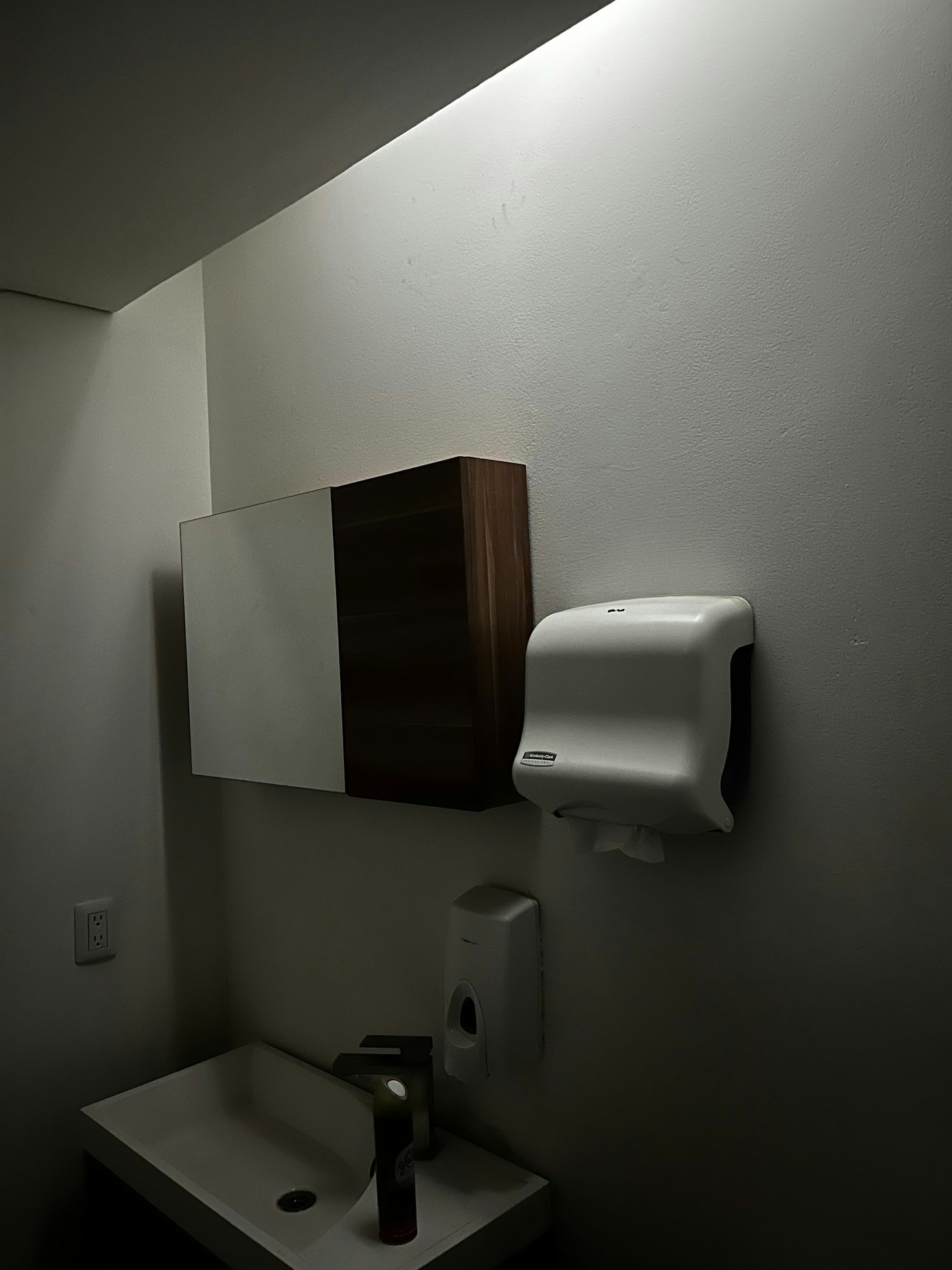 Maximize Comfort and Minimize Waste with These Shower Tips